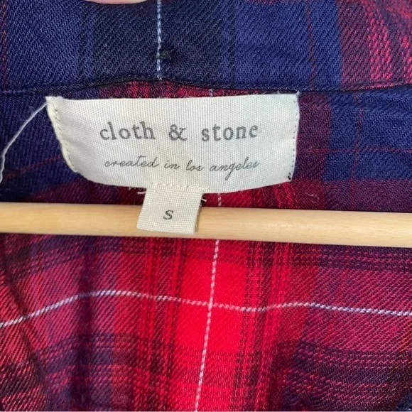 Cloth & Stone Red Plaid Raw Hem Button Up - Picture 6 of 6